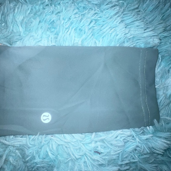 Lululemon leggings - Picture 3 of 4